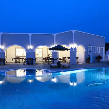Maistros Village Santorini 5 Star Penzion *