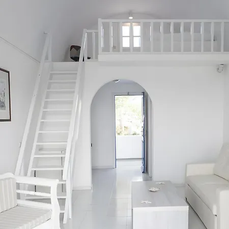 Penzion Maistros Village Santorini 5 Star Karterados (Santorini)