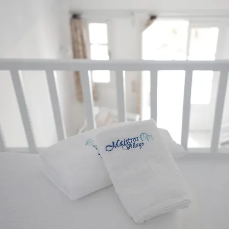 Penzion Maistros Village Santorini 5 Star Karterados (Santorini)