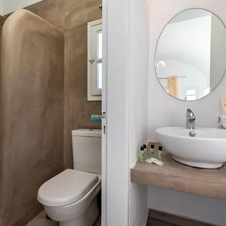 Penzion Maistros Village Santorini 5 Star Karterados (Santorini)