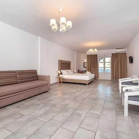 Maistros Village Santorini 5 Star Penzion *