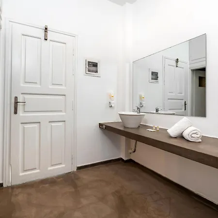 Penzion Maistros Village Santorini 5 Star *